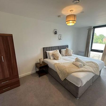 Stylish Central York Apartment Free Parking & Gym Exterior foto