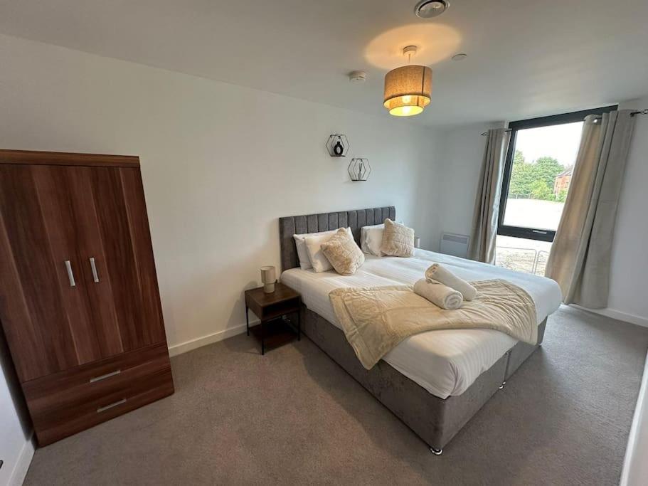 Stylish Central York Apartment Free Parking & Gym Exterior foto